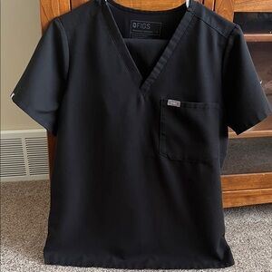 Figs scrubs (a set). Size M. GUC